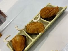 榴莲千丝酥-稻香酒家·34年老字号·港式粤菜(汉街店)