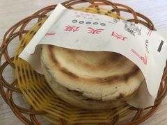 肉夹馍-晓峰手工擀面皮(新民街总店)
