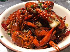老武汉油焖大虾-霄汉牛三鲜湖北砂锅菜(万松园2店)