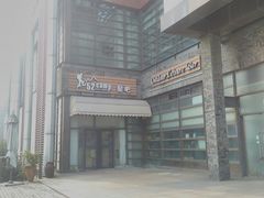 -52camp户外休闲房车装备(北三环路一段店)