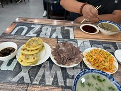 -泓源馅饼店