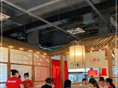 大堂-北院·果木烤鸭·25年东北菜(创意产业园店)
