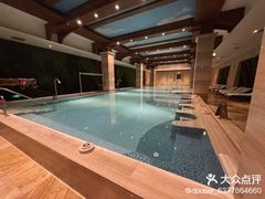 -爱乐国际温泉水疗会