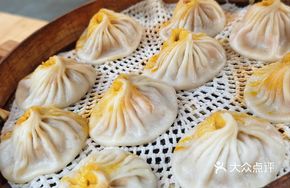 Premium Crab Roe Soup Buns