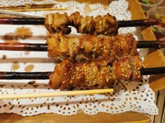 红柳大串羊肉-聚串门儿·东北烧烤(信义坊店)