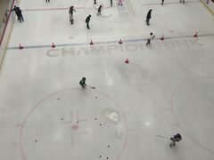 -冠军冰场CHAMPION RINK(百年港湾奥特莱斯店)