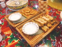 -闯关东东北农家菜(崂山石老人店)
