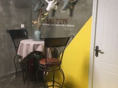 -HIGH FIVE哈福手工汉堡(桂林路店)