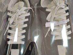 -京伟修鞋洗鞋奢侈品皮具护理店