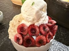-三出山火锅(南京万象天地店)