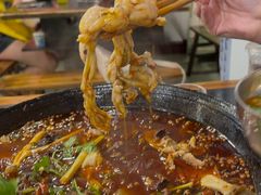 -鸿顺老铁锅美蛙鱼府(解放碑店)