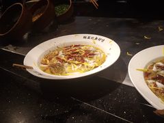 -太二酸菜鱼(菱角湖万达店)