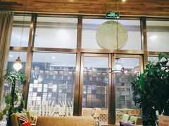 -雨舍咖啡(汉神购物广场咖啡街区店)