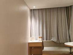 -全季酒店(广州越秀公园店)