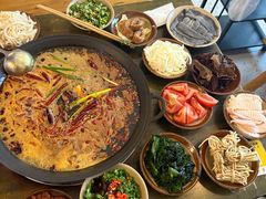-黄潇洒老火锅(九眼桥宏济巷店)