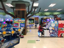 -莫莉幻想儿童乐园(武汉经开永旺店)