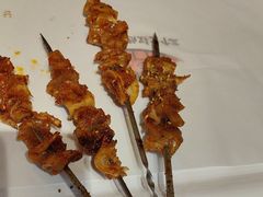 -三个大叔烤羊肉串·歌手驻唱·碳烤鲜肉(西三旗店)
