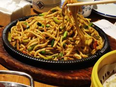 -蒙亨·手把肉·蒙古包文化主题餐厅(天恒广场店)