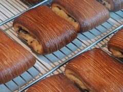 -VERIE BAKEHOUSE
