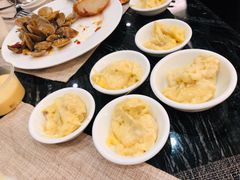 榴莲-东方红海鲜百汇(国际大厦店)