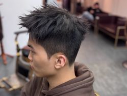 -巴伯尔男士理发馆