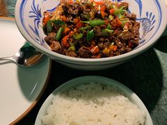 姐夫私房剁椒鱼头王-姐夫的小菜(新中关购物中心店)
