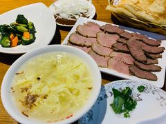 -李连贵熏肉大饼(中街盛京龙城店)