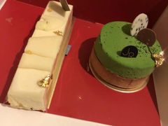 -Salon de The de Joel Robuchon(外滩18号店)