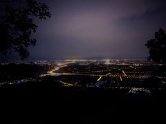 -鬼笑石后山停车场