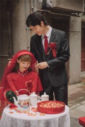 -易摄影婚纱摄影工作室