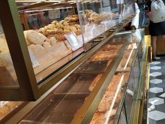 -昆明冠生园·蛋糕·面包(朗悦湾店)