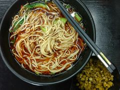 -丽影重庆小面(定西路店)