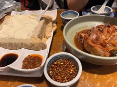 -95号酱骨·一块豆腐(展春园西路店)