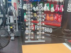 -成杰格斗·拳击·柔术·防身术(建设路店)