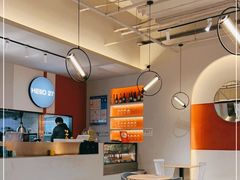 大堂-HELLO 27 意面·沙拉·帕尼尼