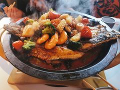 -鸣记脆皮烤鱼·海鲜烤鱼(三八广场店)