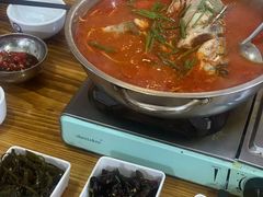 -苗家恒灵酸汤鱼-跳水牛肉连锁店(凯里总店)