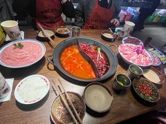 -萍姐火锅·公路夜市(武汉首店)