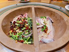 -滇香肴·云南菜蒸汽石锅鱼(云南北路店)