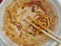 -黑八私房老北京炸酱面