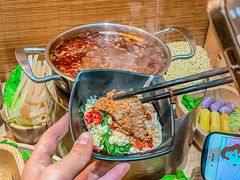 -独食火锅·半米屋台(直营总店)