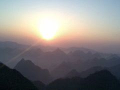 -百色大石围天坑群