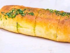 法式香蒜面包-爱丽丝牛排西餐厅(光谷步行街店)