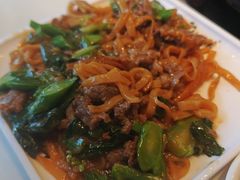 牛肉炒粿条-官塘兄弟·潮汕牛肉店(官塘总店)