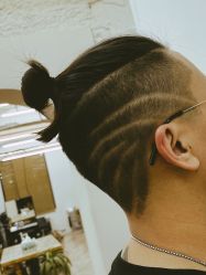 -Hair Co.一间沙龙