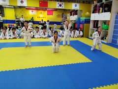 -哈喽实战跆拳道·跳绳·体能(慈云寺馆)