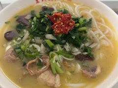 -文山荷鲜居(翠湖店)