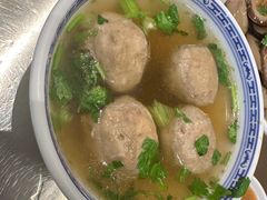 -潮界(LU·ONE凯德晶萃广场店)