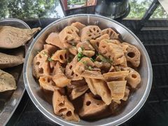 -御霞苑泥烩鸡休闲农庄