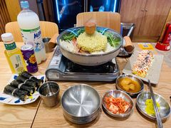 部队锅-几之上韩国小食